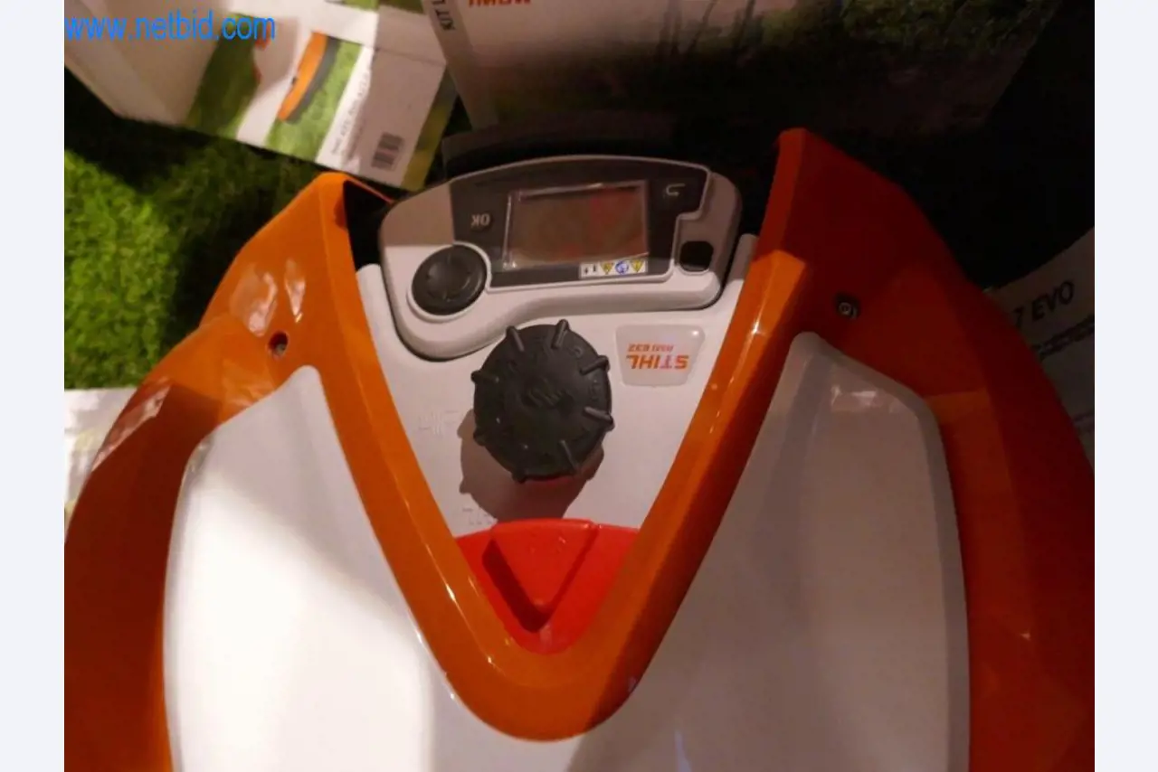 Stihl tool trade with new machines, horticulture, forestry technology-2