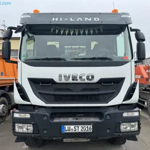 Ciężarówka Iveco Magirus Trakker 450 E6