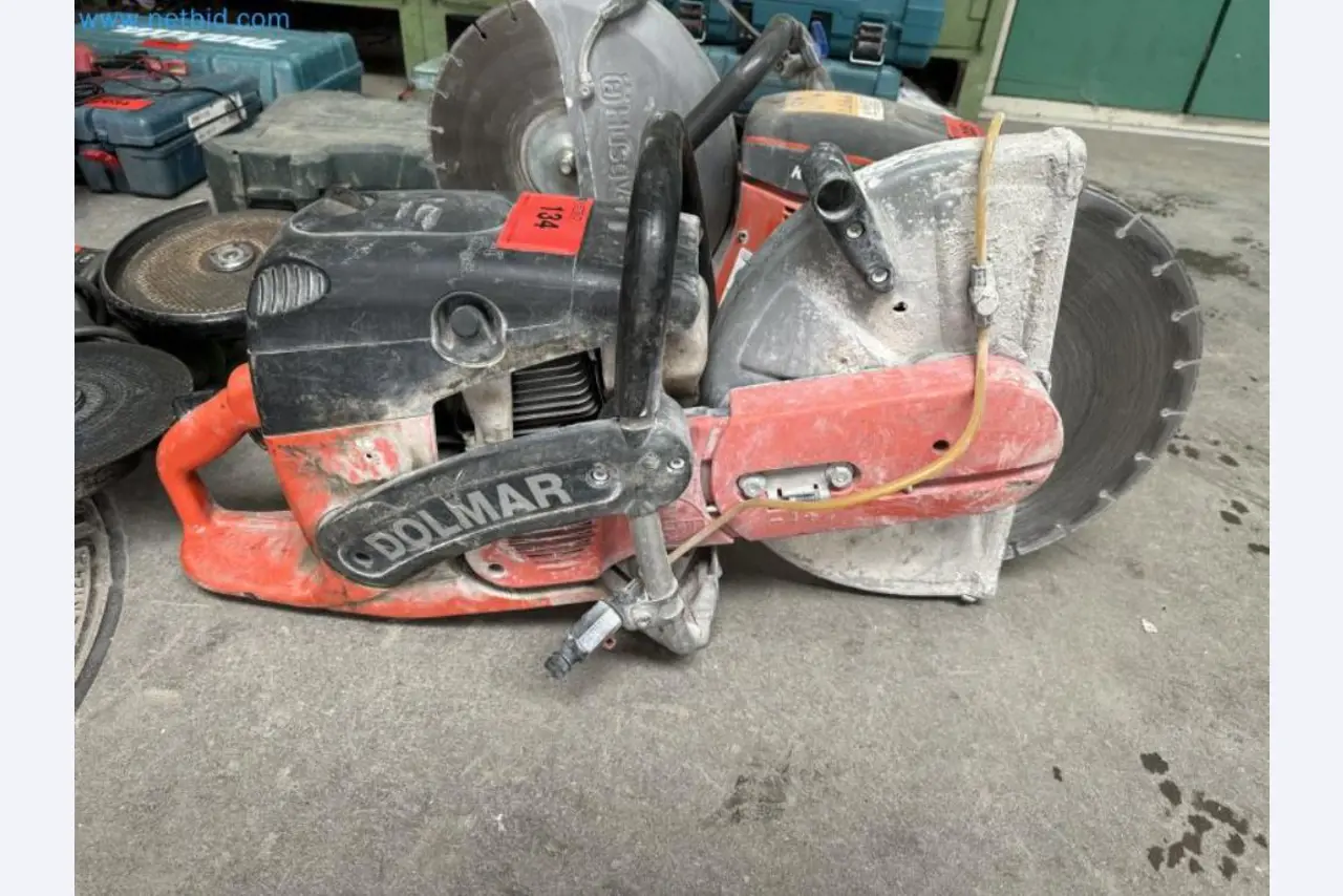 Machines from the building construction and civil engineering sector-4