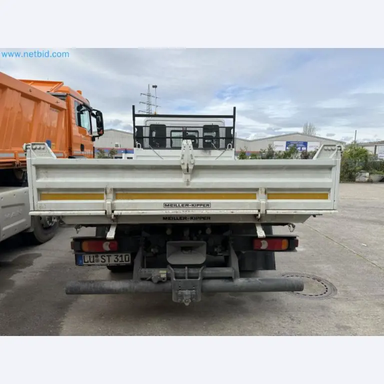 Machines from the building construction and civil engineering sector-12