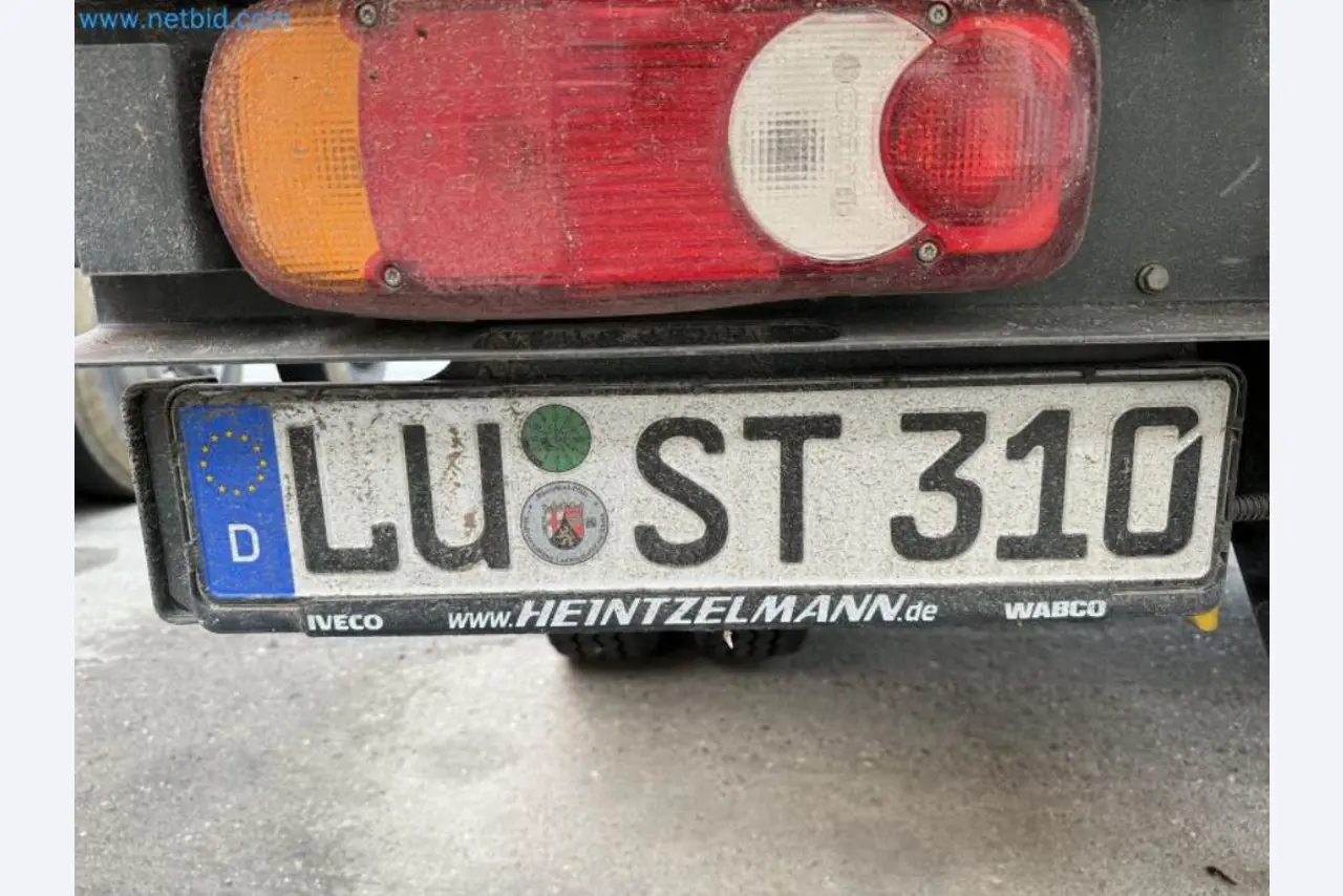 Machines from the building construction and civil engineering sector-13