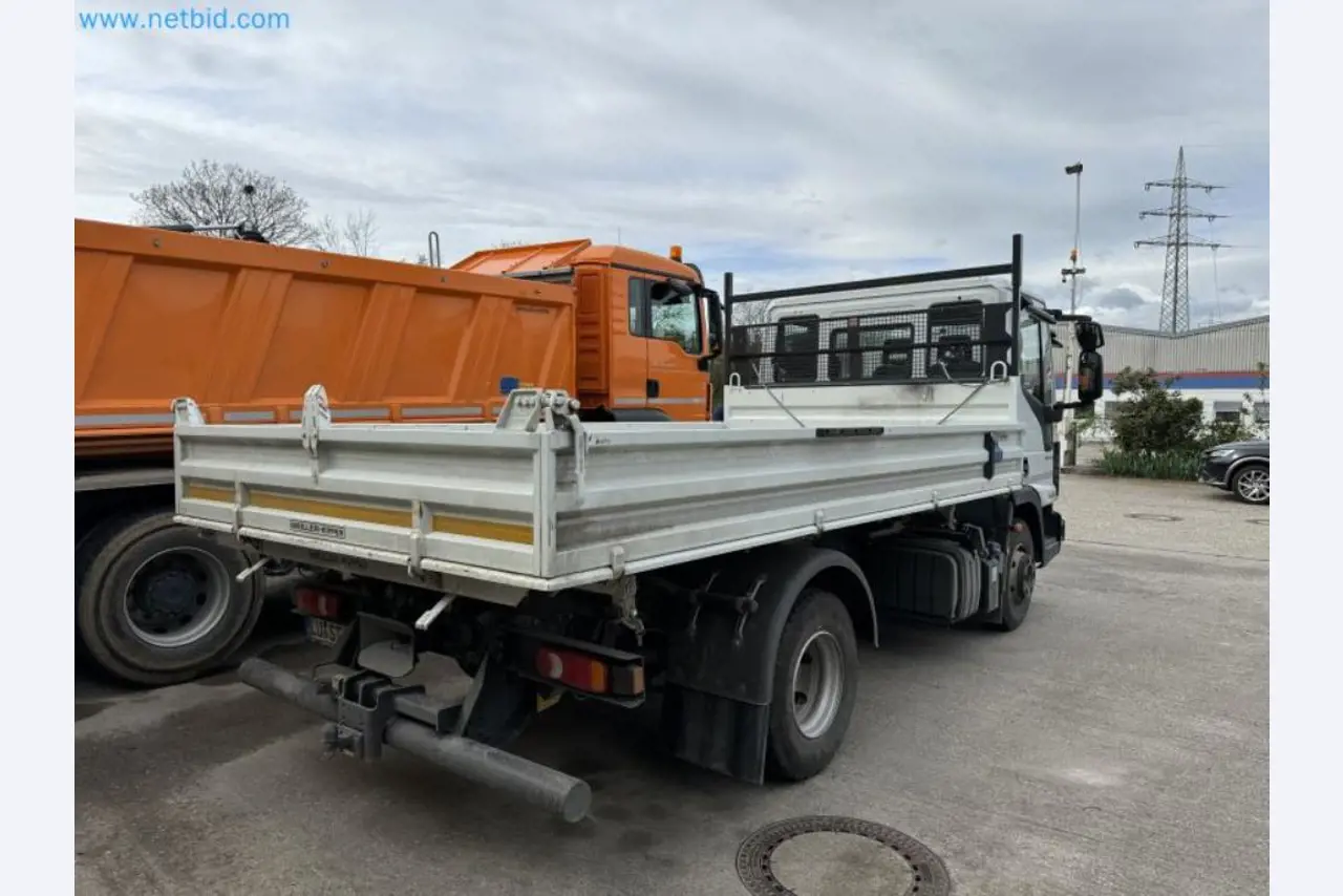 Machines from the building construction and civil engineering sector-14