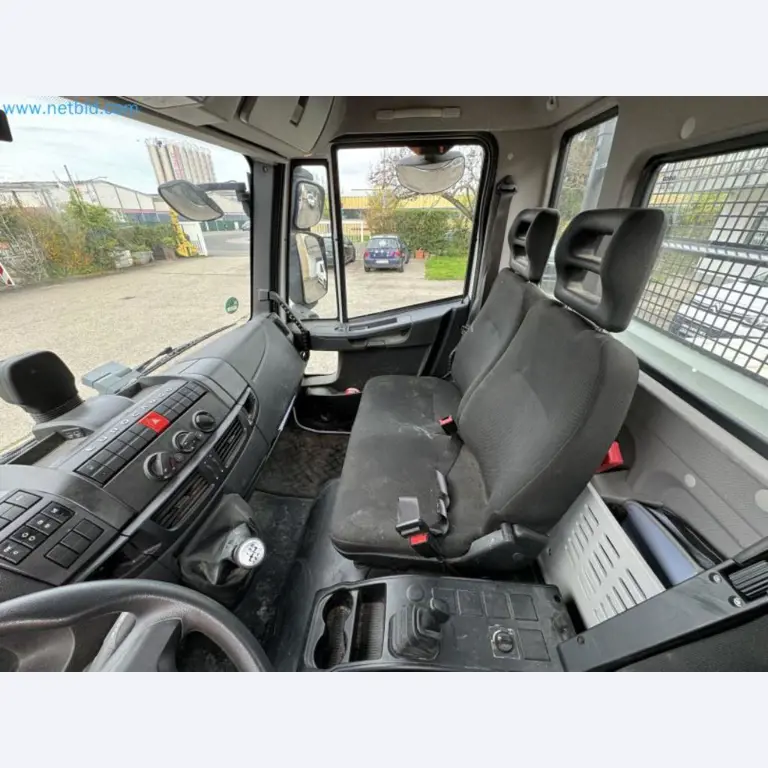 Machines from the building construction and civil engineering sector-4