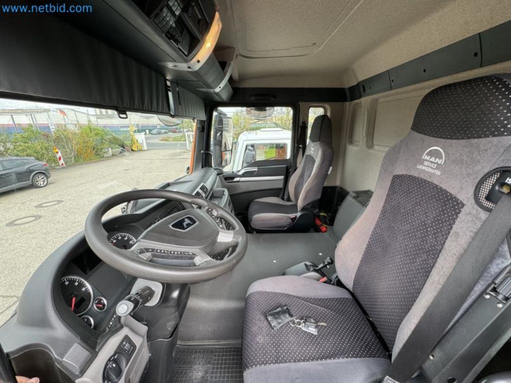 Maschinen aus dem Bereich Hoch- und Tiefbau-9