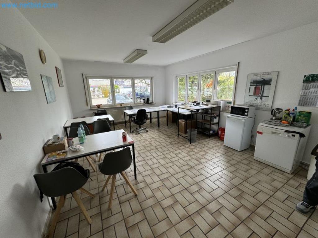 Machines from the building construction and civil engineering sector-1