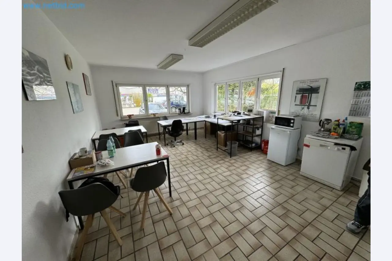 Machines from the building construction and civil engineering sector-1