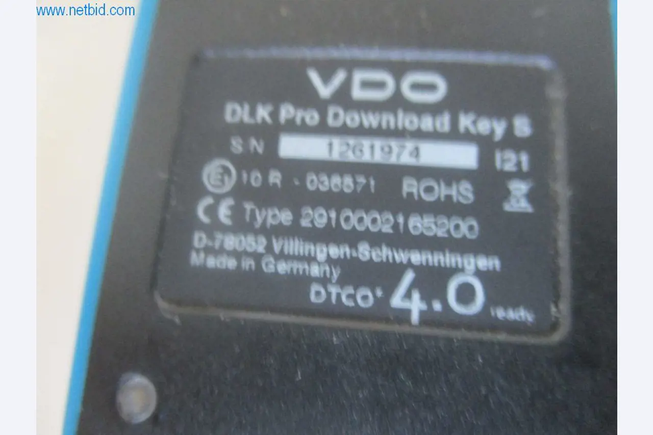 Nákladní automobily a provozní zařízení-2