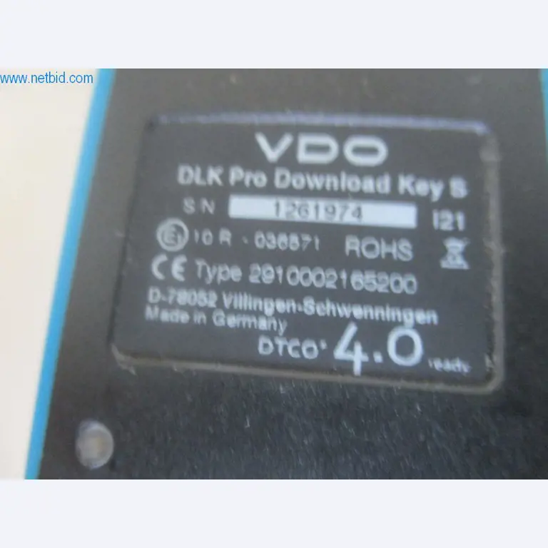 Nákladní automobily a provozní zařízení-2