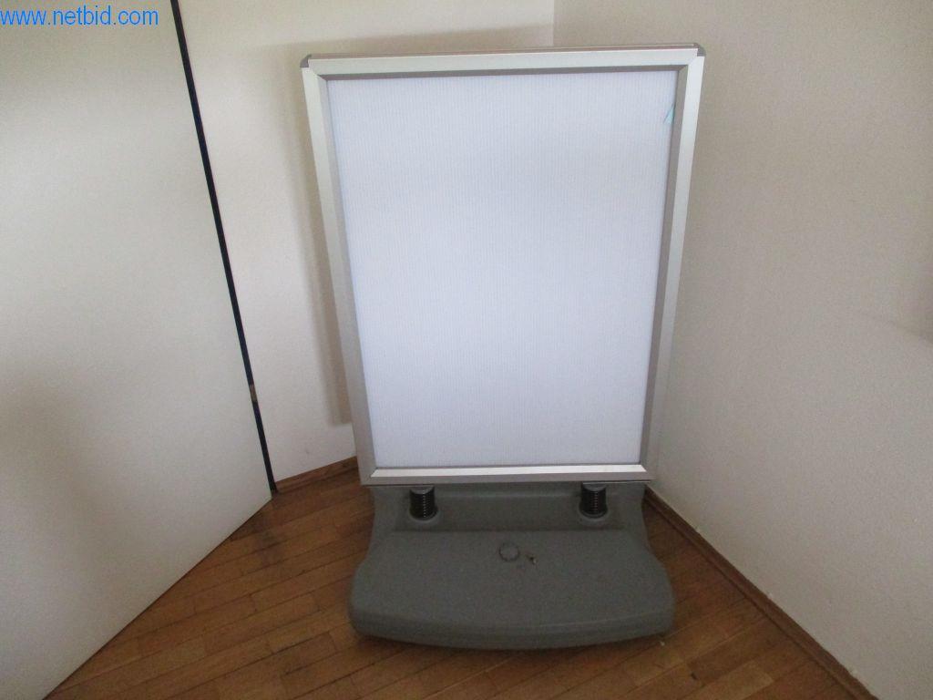 Camiones y equipos operativos-2