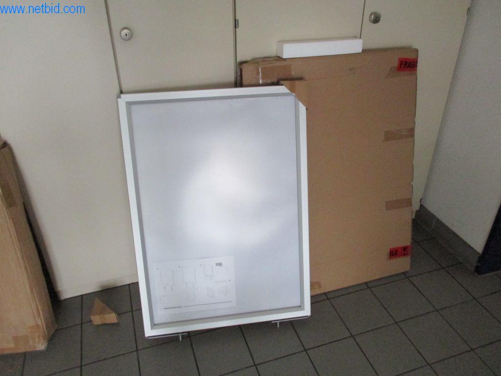 Camiones y equipos operativos-1