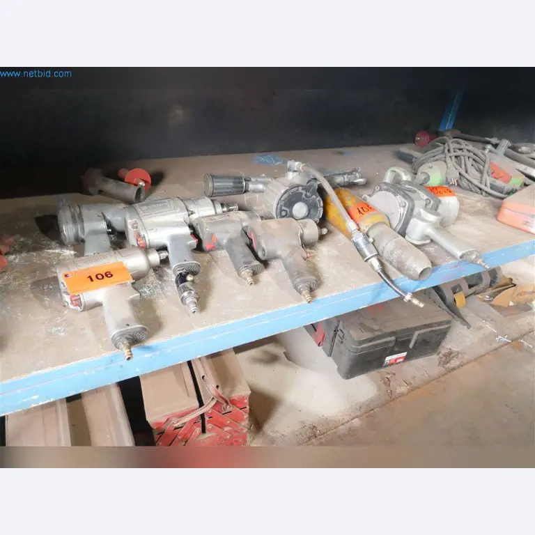 Stroje, provozní a kancelářské vybavení, zásoby, montážní materiál a vozidla-1