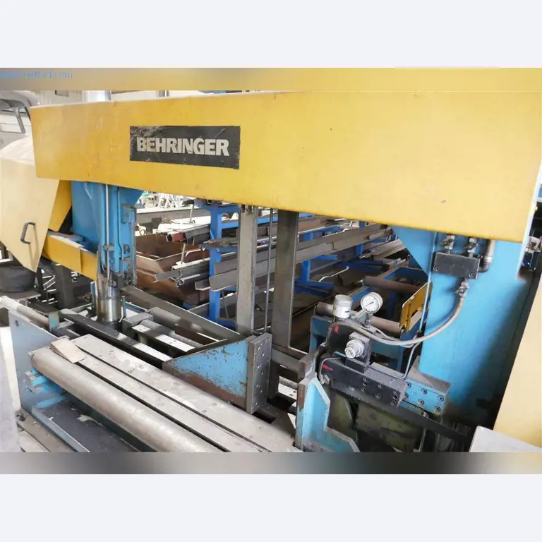 Máquinas, equipamento operacional e de escritório, existências, materiais de montagem e veículos (divisão Construção Metálica)-3