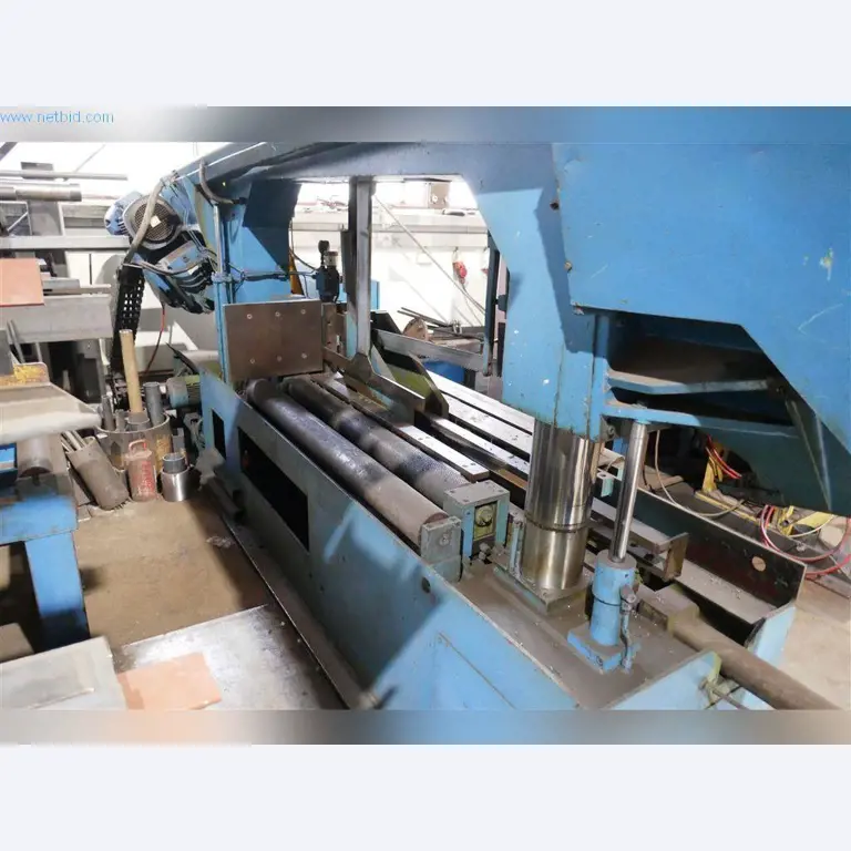 Máquinas, equipamento operacional e de escritório, existências, materiais de montagem e veículos (divisão Construção Metálica)-4