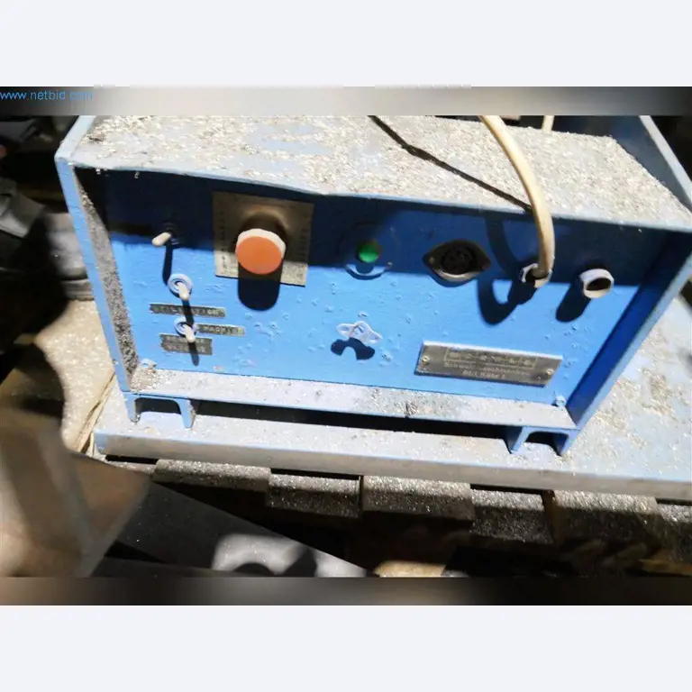 Machines, bedrijfs- en kantooruitrusting, voorraden, assemblagematerialen en voertuigen-3