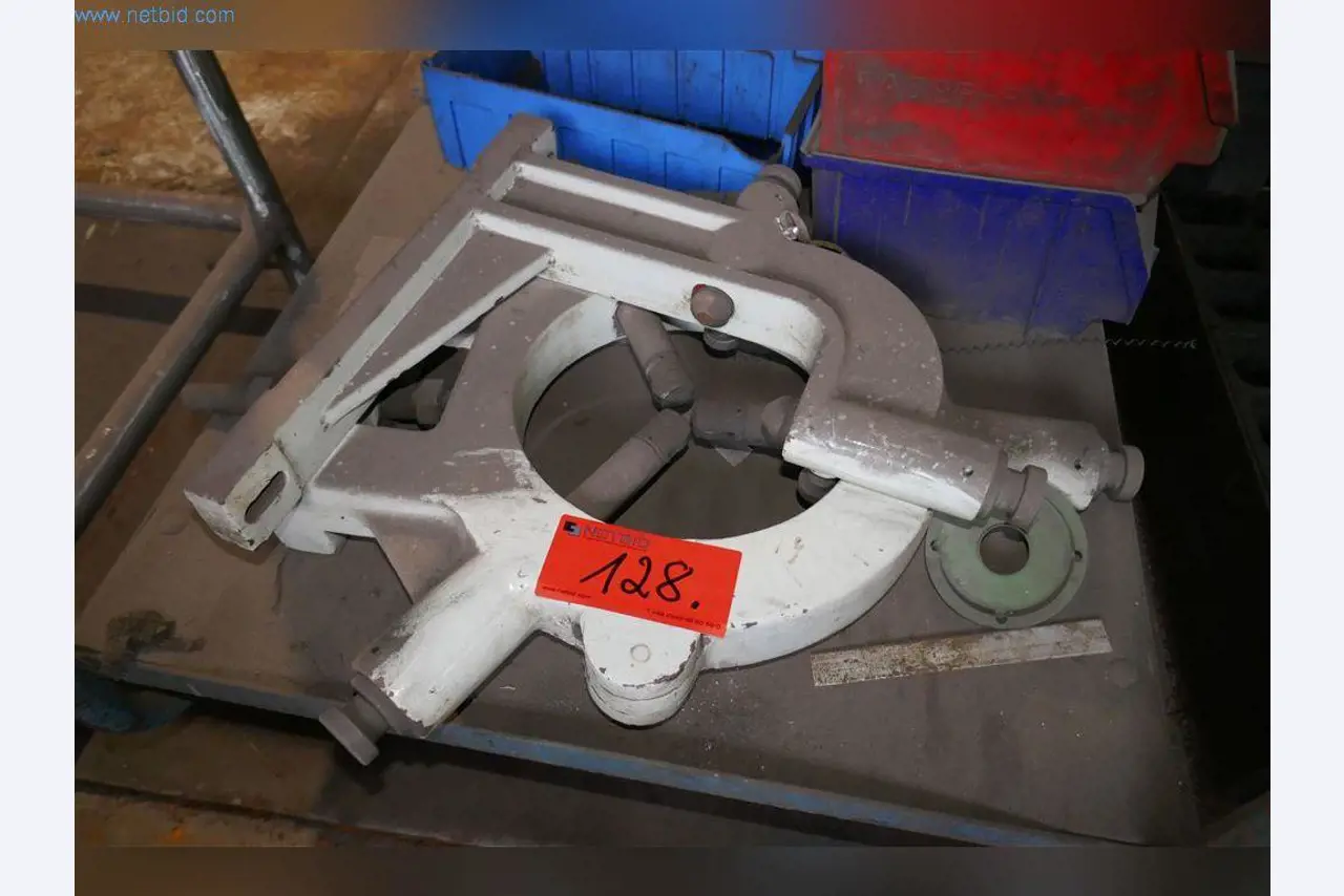 Machines, bedrijfs- en kantooruitrusting, voorraden, assemblagematerialen en voertuigen-8