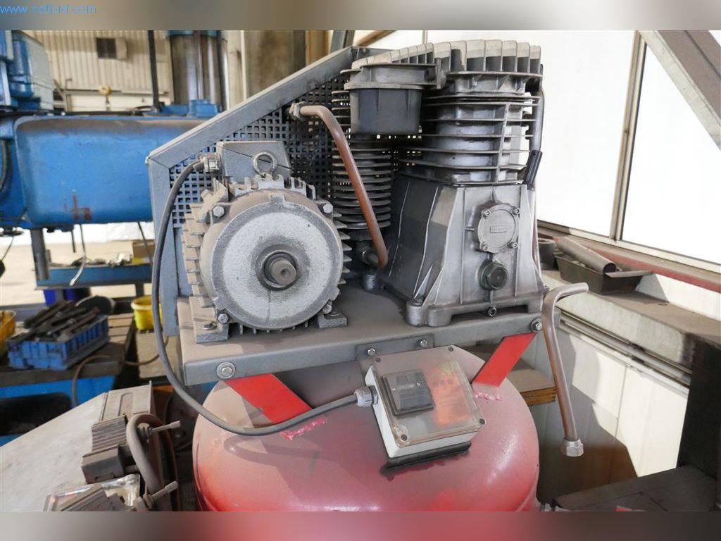 Stroje, provozní a kancelářské vybavení, zásoby, montážní materiál a vozidla-5