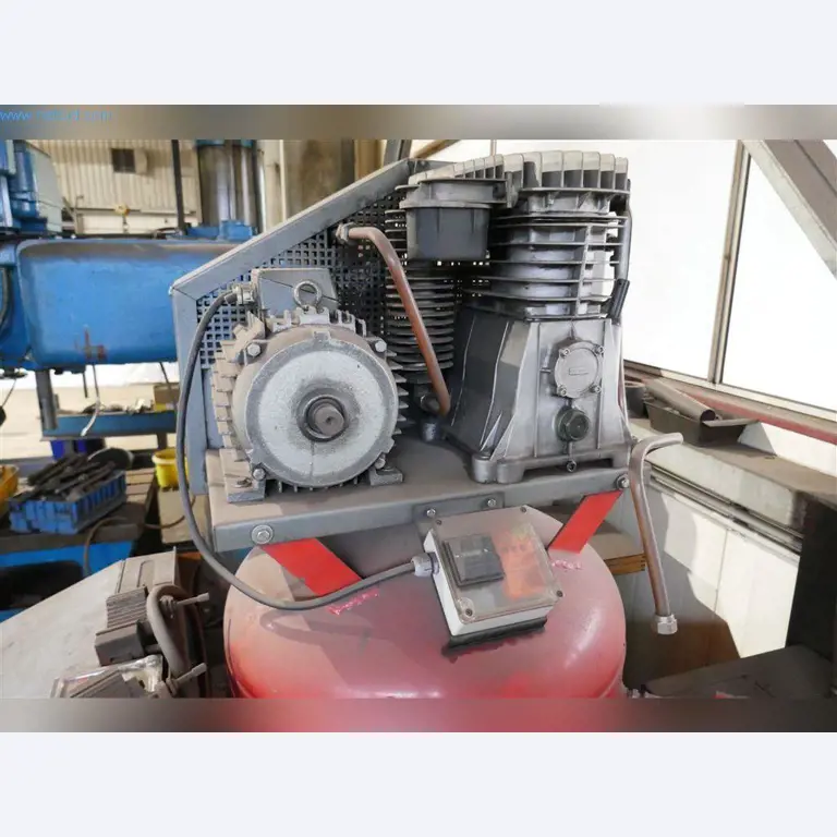 Machinery, operating and office equipment, inventories, assembly materials and vehicles (steel construction sector)-5