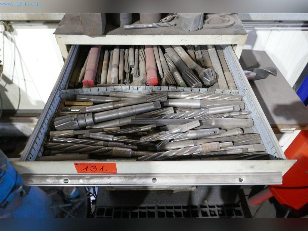 Maschinen, Betriebs- und Geschäftsausstattung, Warenvorräte, Montagematerial und Fahrzeuge (Bereich Stahlbau)-13