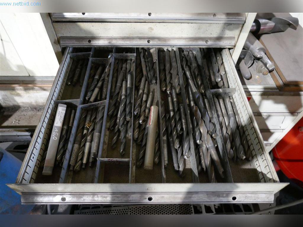 Maschinen, Betriebs- und Geschäftsausstattung, Warenvorräte, Montagematerial und Fahrzeuge (Bereich Stahlbau)-16