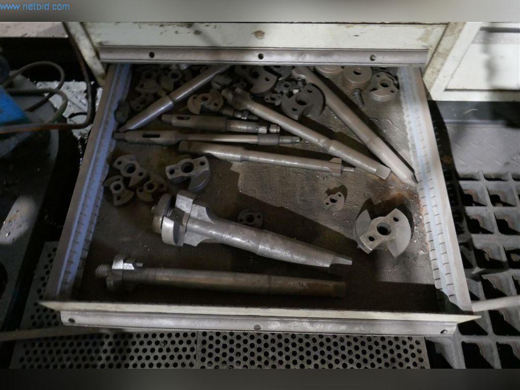 Maschinen, Betriebs- und Geschäftsausstattung, Warenvorräte, Montagematerial und Fahrzeuge (Bereich Stahlbau)-24