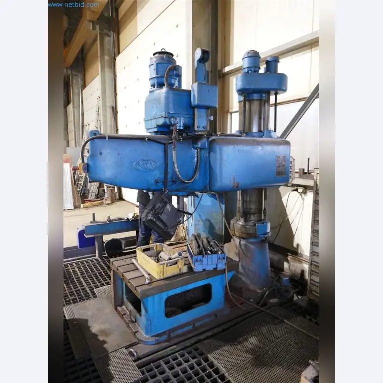 Machines, bedrijfs- en kantooruitrusting, voorraden, assemblagematerialen en voertuigen-3