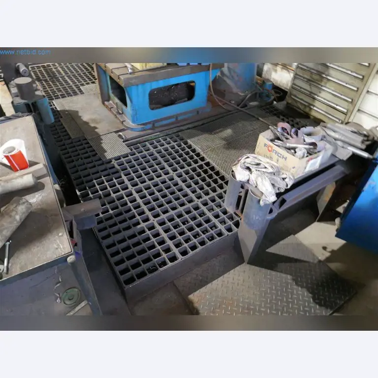 Machines, bedrijfs- en kantooruitrusting, voorraden, assemblagematerialen en voertuigen-8