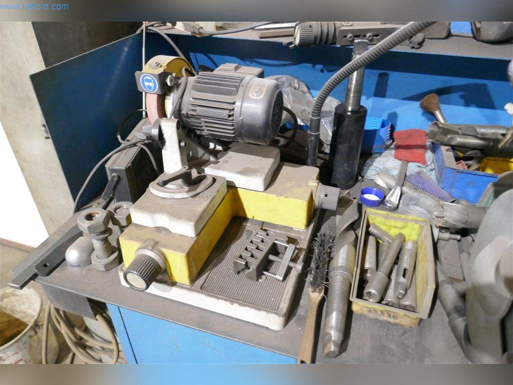 Maquinaria, equipos operativos y de oficina, existencias, materiales de montaje y vehículos-2