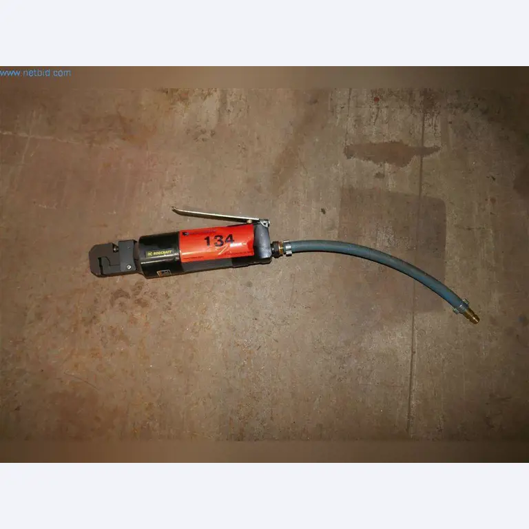 Maschinen, Betriebs- und Geschäftsausstattung, Warenvorräte, Montagematerial und Fahrzeuge (Bereich Stahlbau)-1