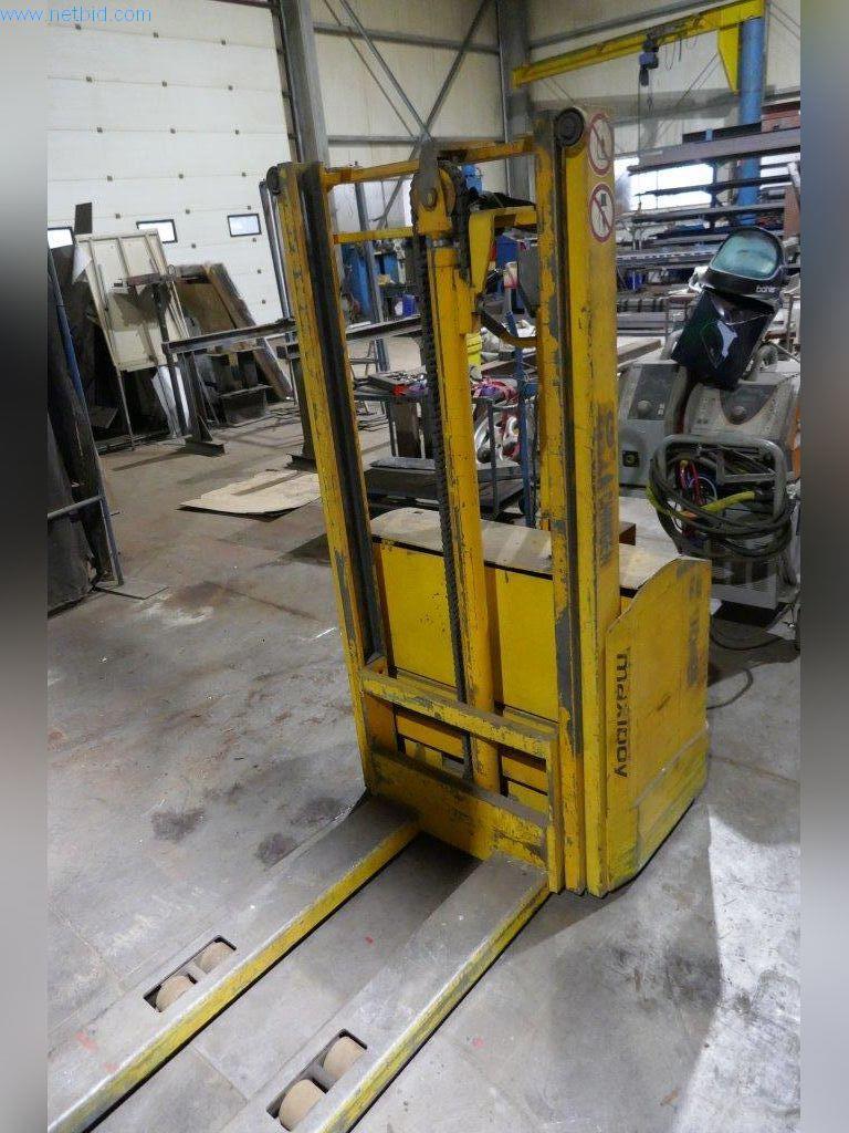 Maschinen, Betriebs- und Geschäftsausstattung, Warenvorräte, Montagematerial und Fahrzeuge (Bereich Stahlbau)-2