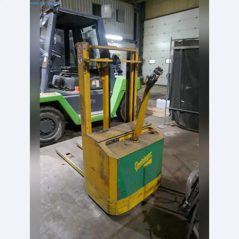 Machinery, operating and office equipment, inventories, assembly materials and vehicles (steel construction sector)-3