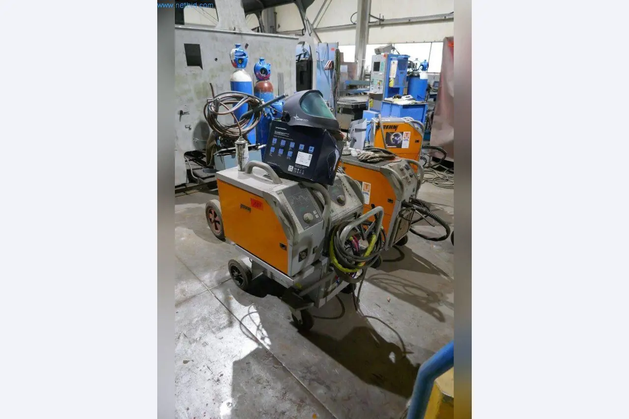 Maschinen, Betriebs- und Geschäftsausstattung, Warenvorräte, Montagematerial und Fahrzeuge (Bereich Stahlbau)-1