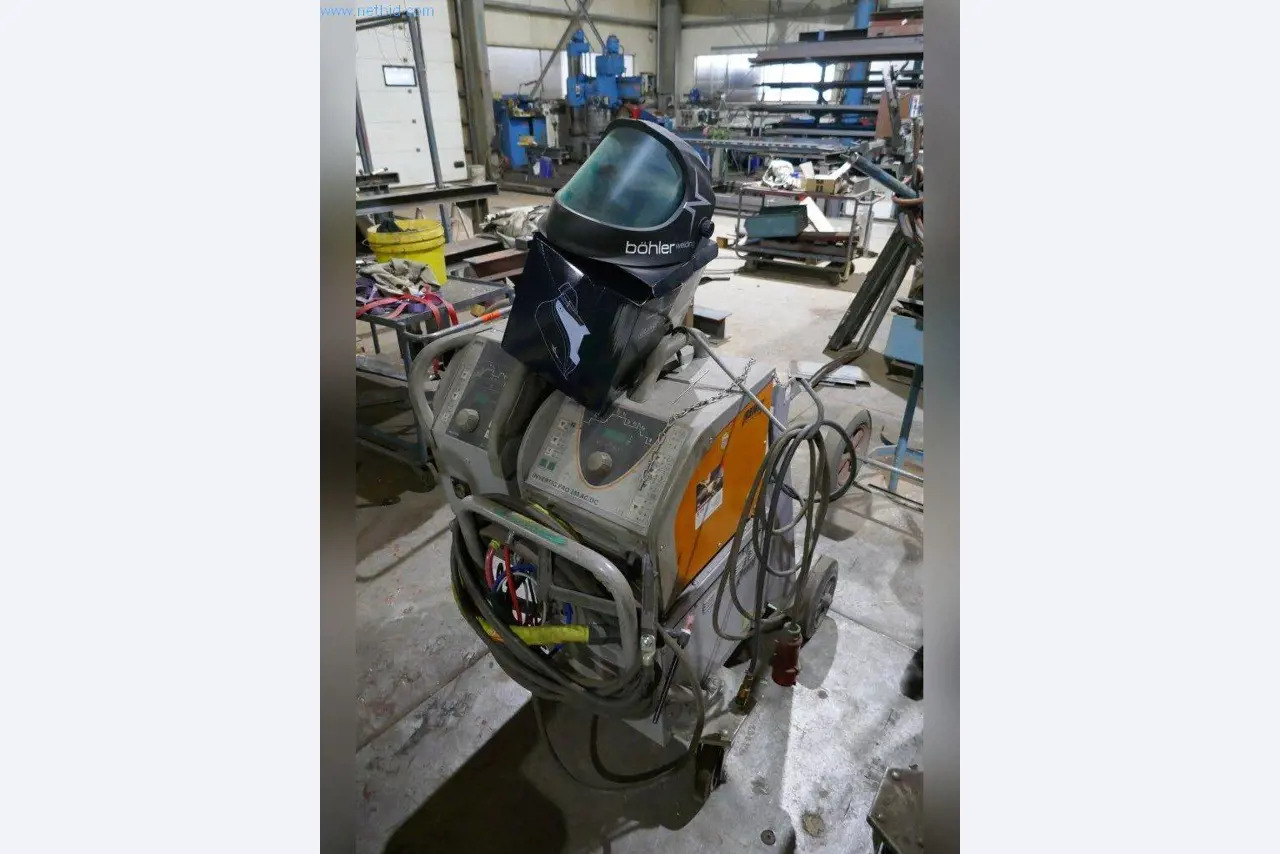 Maschinen, Betriebs- und Geschäftsausstattung, Warenvorräte, Montagematerial und Fahrzeuge (Bereich Stahlbau)-2