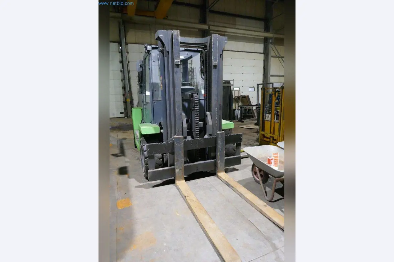 Máquinas, equipamento operacional e de escritório, existências, materiais de montagem e veículos (divisão Construção Metálica)-4