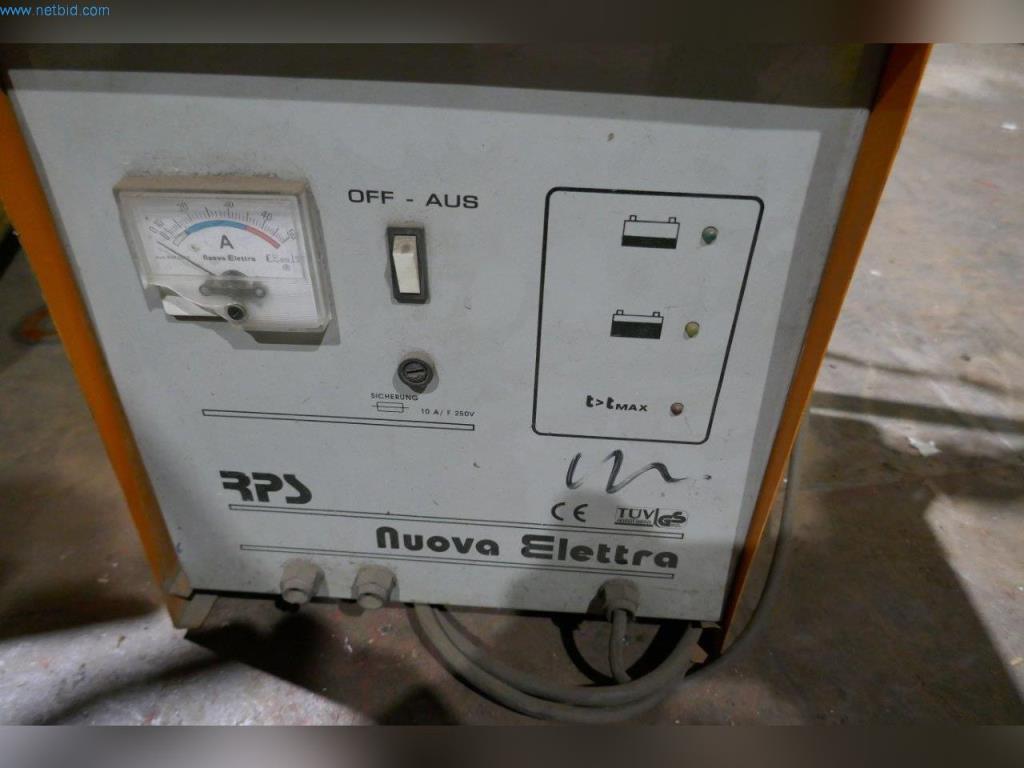 Stroje, provozní a kancelářské vybavení, zásoby, montážní materiál a vozidla-3