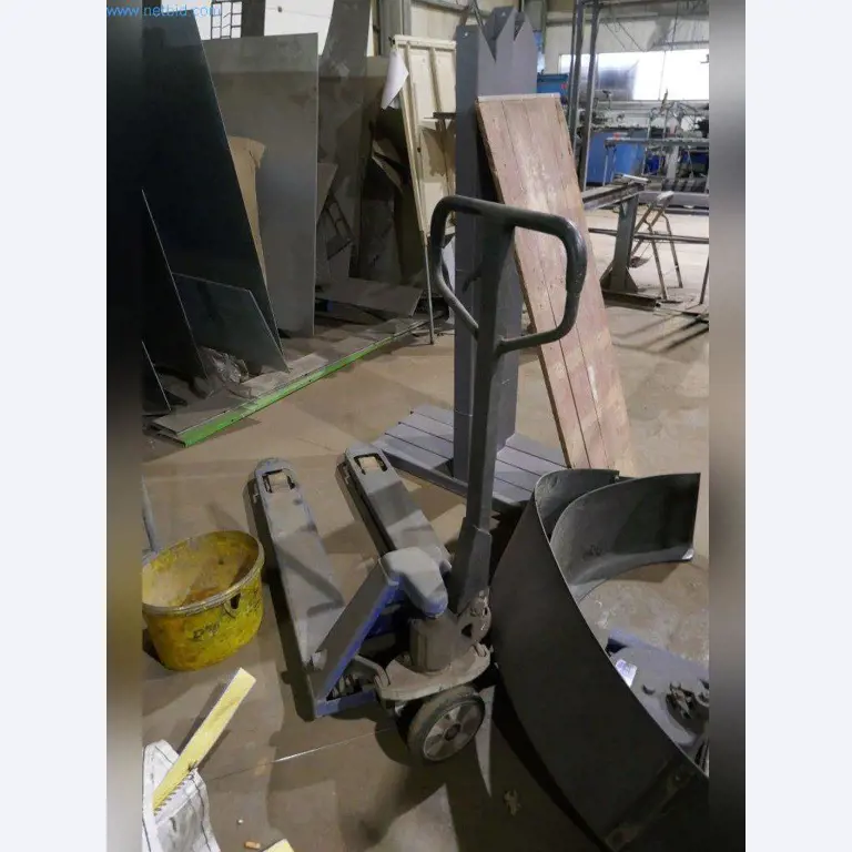 Maschinen, Betriebs- und Geschäftsausstattung, Warenvorräte, Montagematerial und Fahrzeuge (Bereich Stahlbau)-1