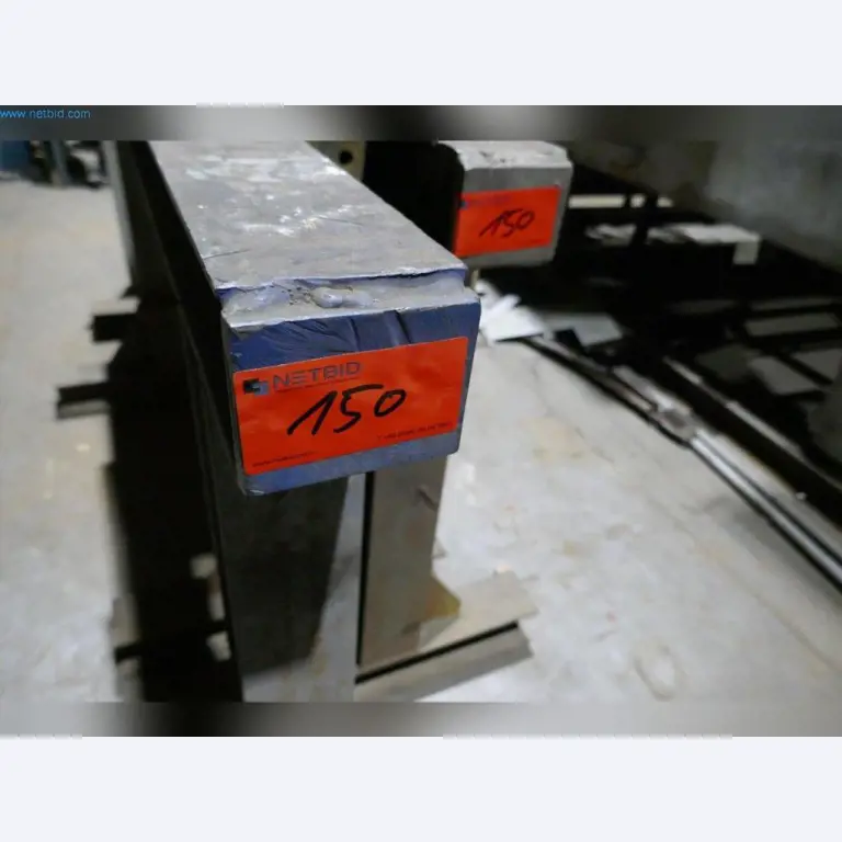 Maquinaria, equipos operativos y de oficina, existencias, materiales de montaje y vehículos-2