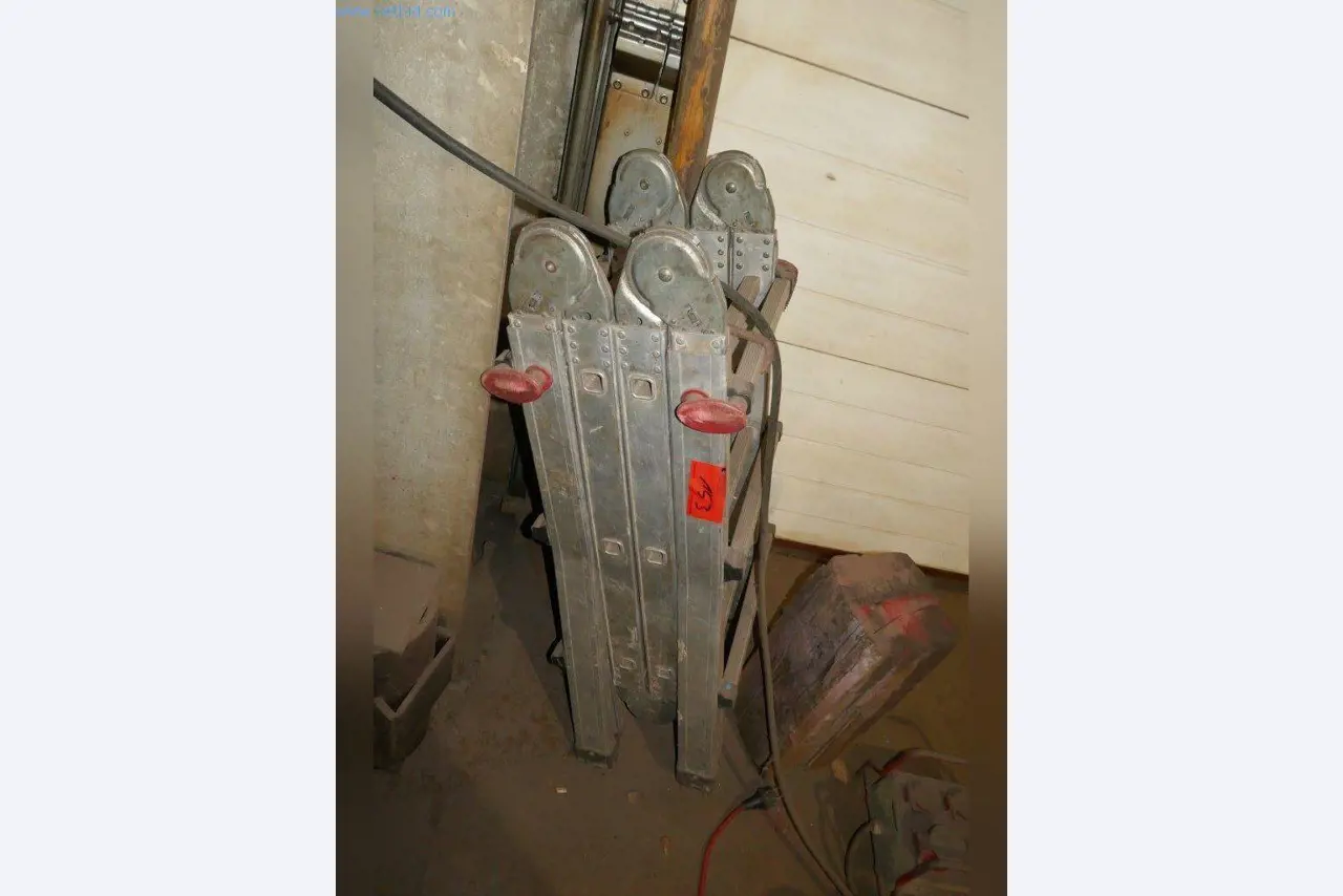 Maquinaria, equipos operativos y de oficina, existencias, materiales de montaje y vehículos-1