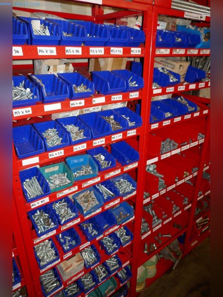 Máquinas, equipamento operacional e de escritório, existências, materiais de montagem e veículos (divisão Construção Metálica)-9