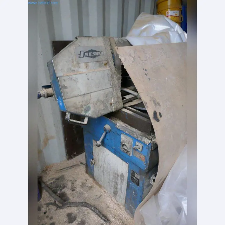 Machines, bedrijfs- en kantooruitrusting, voorraden, assemblagematerialen en voertuigen-2