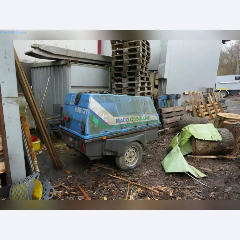 Stroje, provozní a kancelářské vybavení, zásoby, montážní materiál a vozidla-2