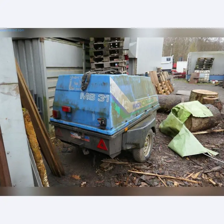 Stroje, provozní a kancelářské vybavení, zásoby, montážní materiál a vozidla-3