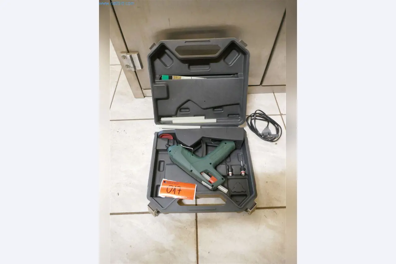 Stroje, provozní a kancelářské vybavení, zásoby, montážní materiál a vozidla-1