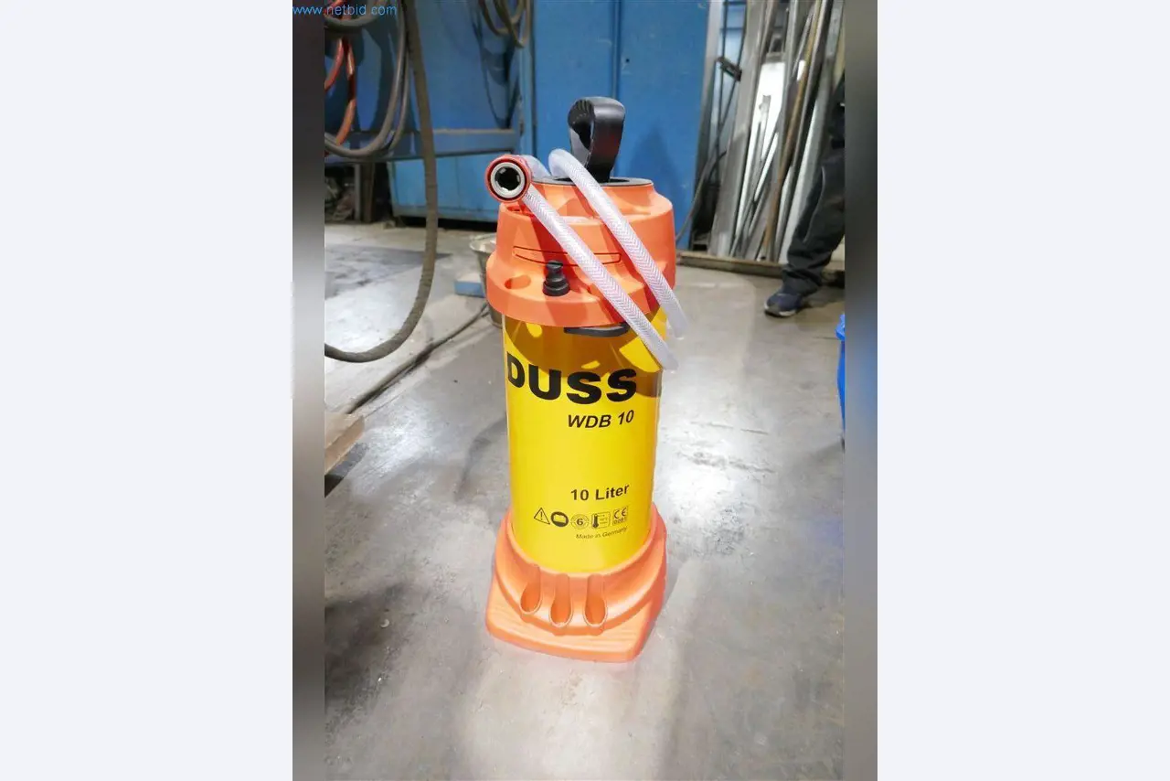 Stroje, provozní a kancelářské vybavení, zásoby, montážní materiál a vozidla-2