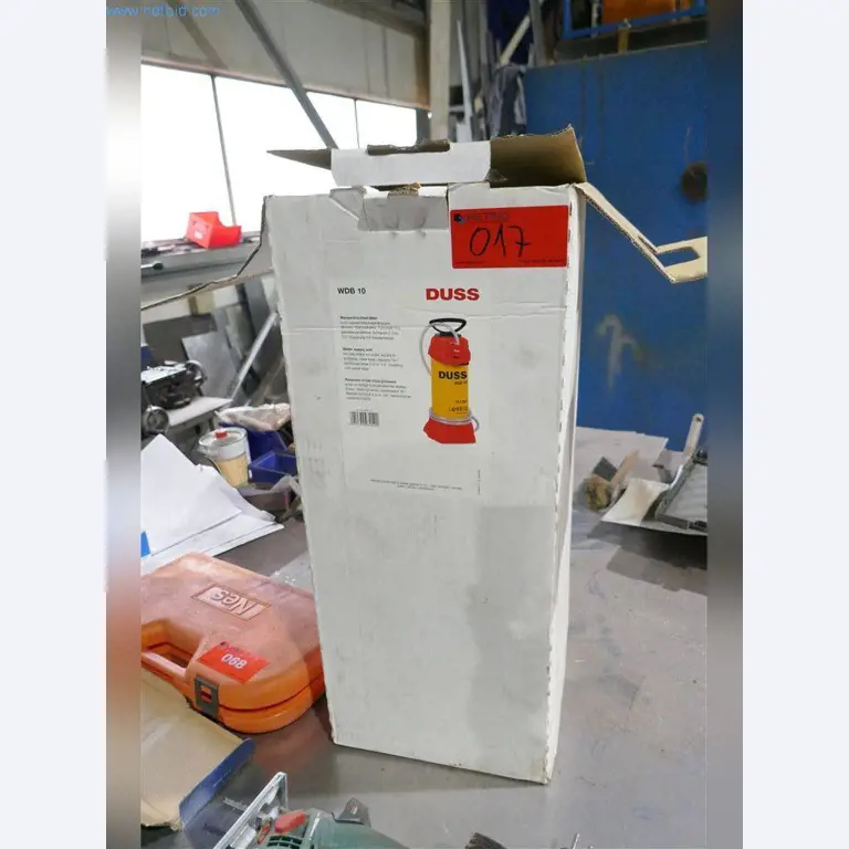 Stroje, provozní a kancelářské vybavení, zásoby, montážní materiál a vozidla-3