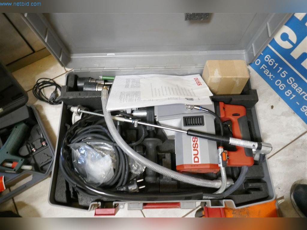 Stroje, provozní a kancelářské vybavení, zásoby, montážní materiál a vozidla-8