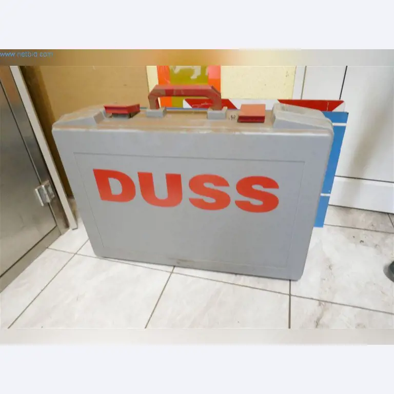 Stroje, provozní a kancelářské vybavení, zásoby, montážní materiál a vozidla-9