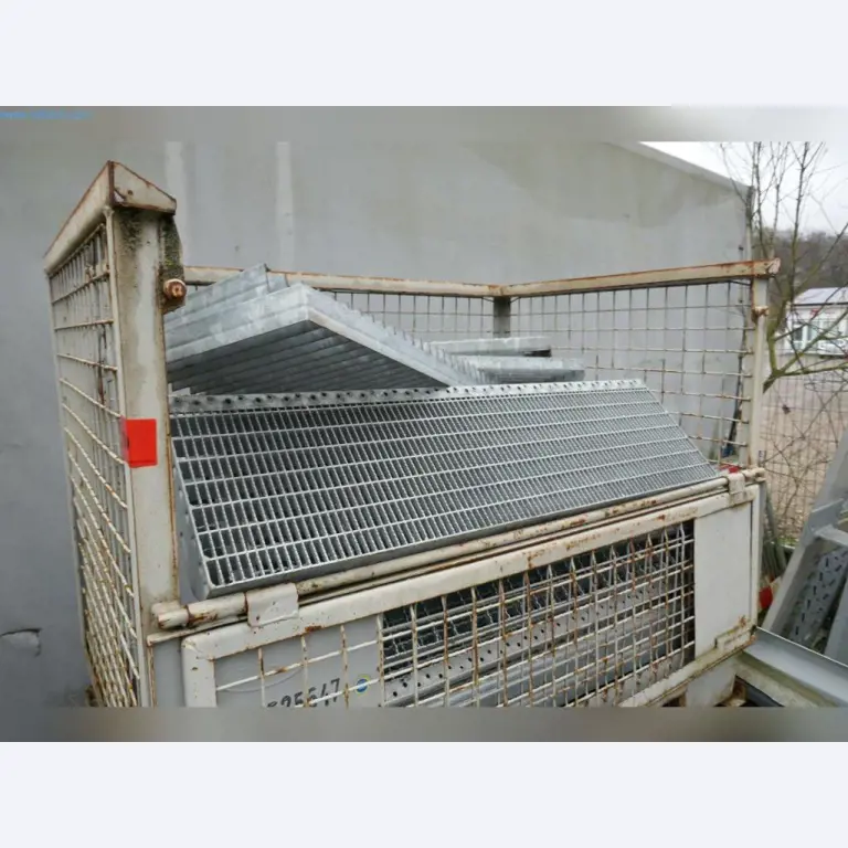 Stroje, provozní a kancelářské vybavení, zásoby, montážní materiál a vozidla-2