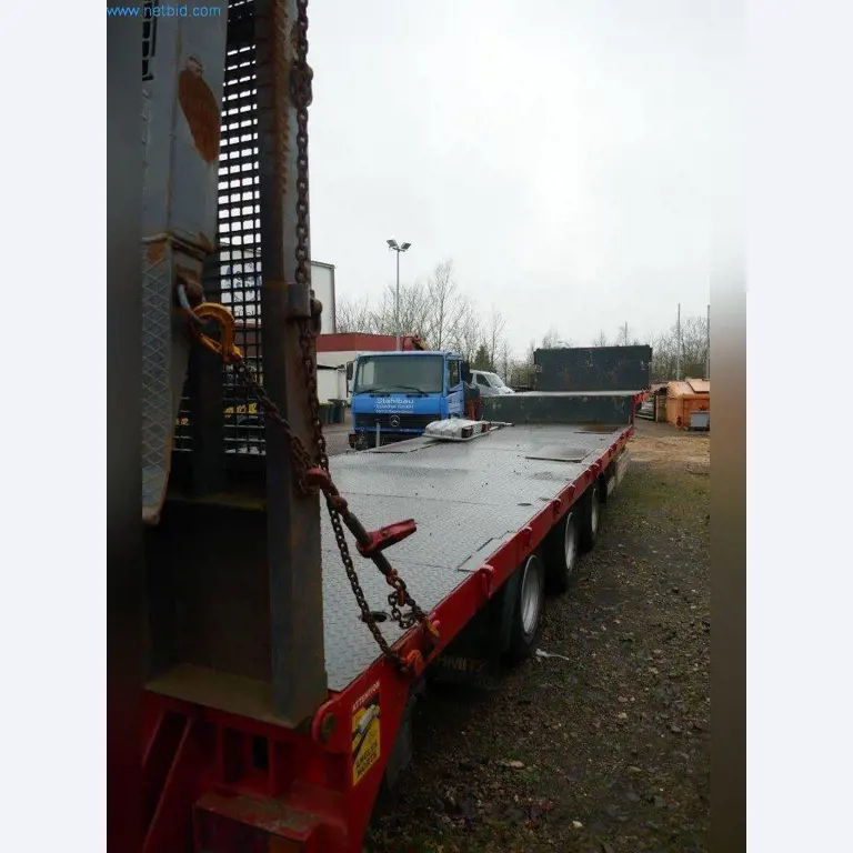 Stroje, provozní a kancelářské vybavení, zásoby, montážní materiál a vozidla-13