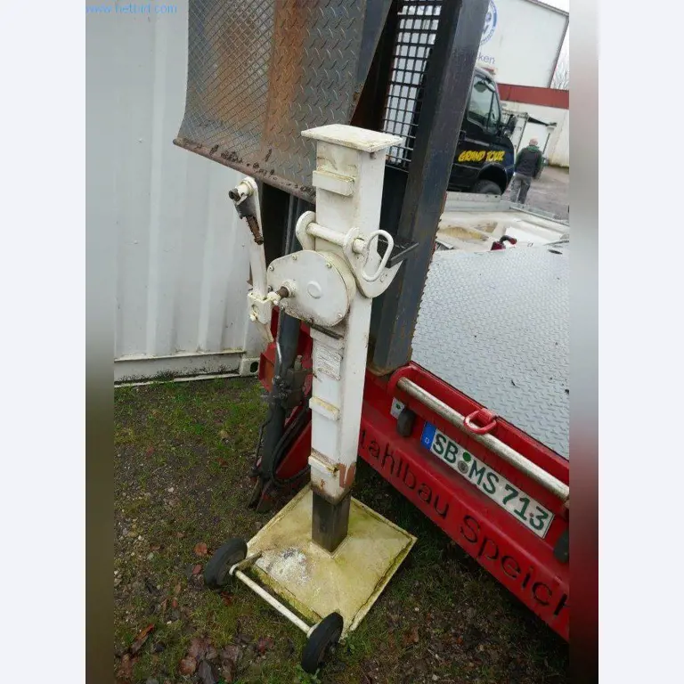 Stroje, provozní a kancelářské vybavení, zásoby, montážní materiál a vozidla-14