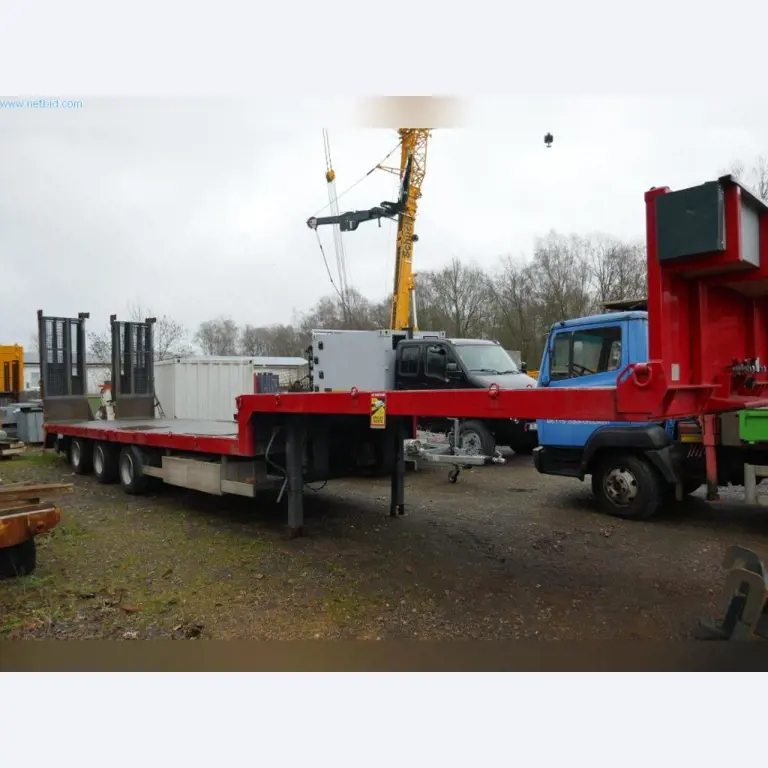 Stroje, provozní a kancelářské vybavení, zásoby, montážní materiál a vozidla-1